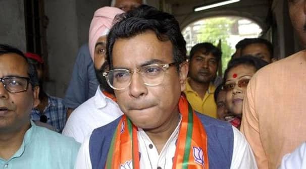 থাপ্পড় খেলেন রুদ্রনীল
