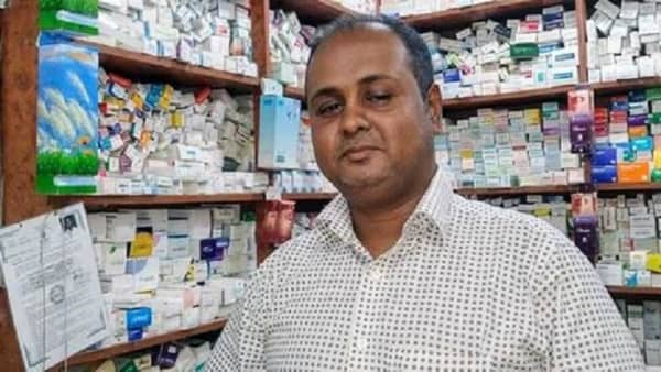 ঘরে চাল নেই, স্ত্রী-সন্তানরা না খেয়ে আছে শুনে ফাঁস দিলেন ব্যবসায়ী
