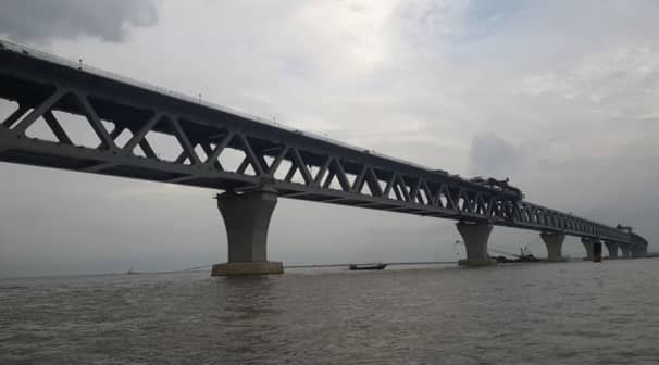 নদীতে পড়ে নিখোঁজ পদ্মা সেতু প্রকল্পের চীনা প্রকৌশলী