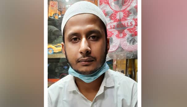 হিন্দু ধর্ম ত্যাগ করে ইসলাম গ্রহণ করলেন যুবক