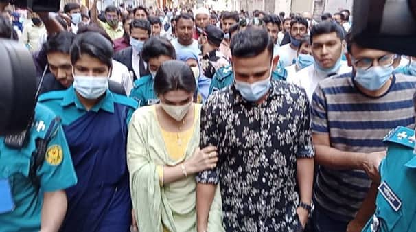 আত্মসমর্পণ করে মুচলেকা দিয়ে জামিন পেলেন নাসির-তামিমা