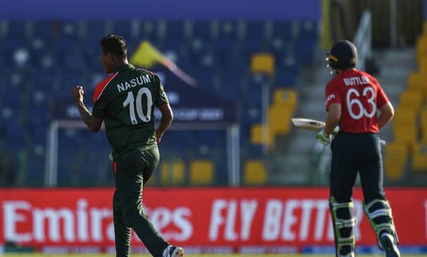 বাটলারকে ফেরালেন নাসুম, ওপেনিং জুটি ভাঙলো ইংল্যান্ডের
