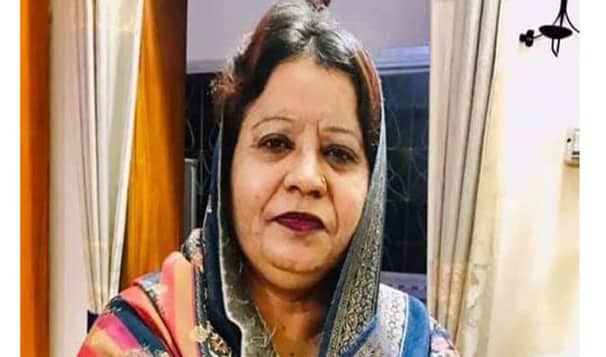 খোদ মন্ত্রীর বাড়িতে বিদ্রোহী প্রার্থী!