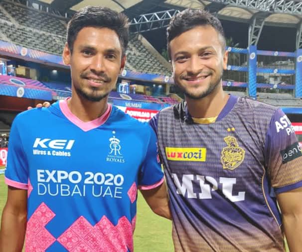 চলছে আইপিএল নিলাম, যে দল পেতে পারেন সাকিব-মুস্তাফিজ