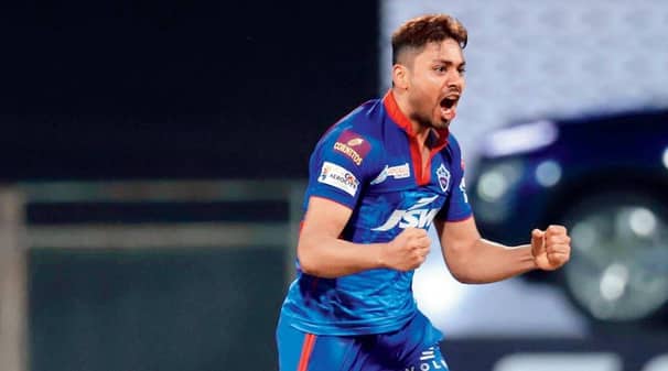 ২০ লাখ ভিত্তিমূল্যের মুসলিম ক্রিকেটারকে ইতিহাস গড়ে ১০ কোটিতে নিল যে দল