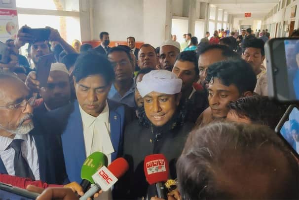 তাহেরির মামলায় আসামি করা হয়েছে যাদের
