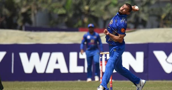 বল হাতে মাশরাফীর ভেল্কি ছাড়িয়ে গেছে সবাইকে
