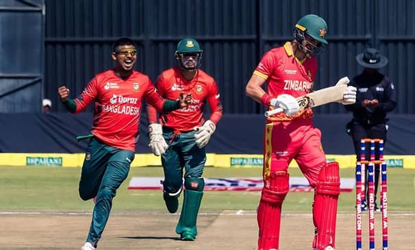 সহজ টার্গেটে জয়ের জন্য ব্যাট করছে বাংলাদেশ খেলা