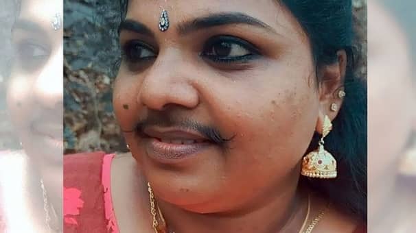 নিজেকে গোঁফ ছাড়া ভাবতেই পারেন না ৩৫ বছরের শাইজা শাইজা