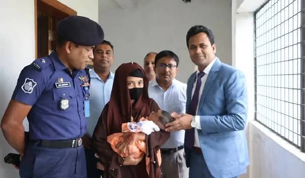 মা