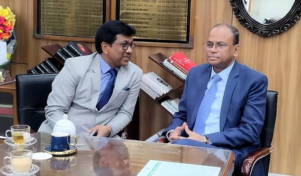 মুখ্যসচিবের সঙ্গে জাকির হোসেন