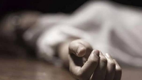 পুত্রবধূকে বিয়ে করায় সমাজের ধিক্কার ও পারিবারিক অশান্তি, আ ত্ম হ ত্যা শ্বশুরের