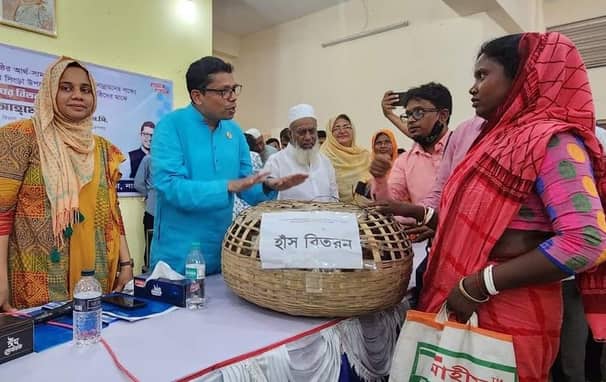 উন্নয়নের পাশাপাশি দেশে সুশাসন নিশ্চিত করেছেন শেখ হাসিনা