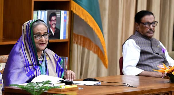 অনির্বাচিত সরকারের হাতে ক্ষমতা হস্তান্তরের কোনও সুযোগ নেই
