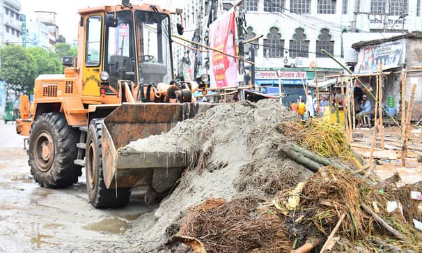 ৮ ঘণ্টায় শতভাগ বর্জ্য অপসারণ করল ঢাকা উত্তর সিটি কর্পোরেশন