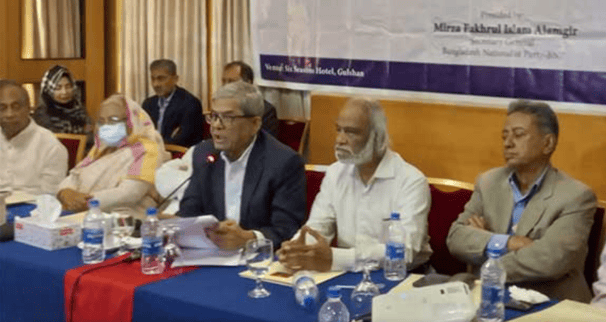 এই সরকারের অধীনে নির্বাচনে যাবে না বিএনপি, জানালেন মির্জা ফখরুল