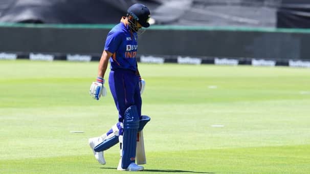 টেন্ডুলকারকে ‘মুক্তি’ দিয়ে যে অনাকাঙ্ক্ষিত রেকর্ড গড়লেন কোহলি