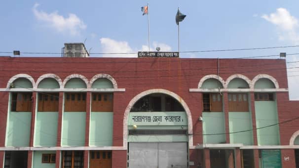 কারাগারে বসেই এসএসসি পরীক্ষা দিচ্ছেন যে তিন শিক্ষার্থী