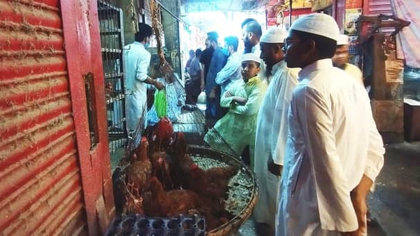 একটা মুরগি কেনার মুরোদ নাই