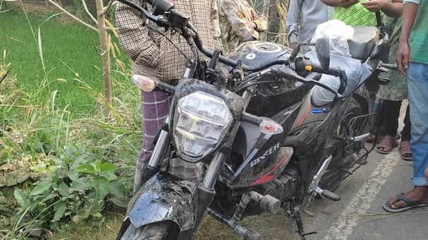 মা-বাবাকে জিম্মি করে কেনা মোটরসাইকেলেই প্রাণ গেল দুই বন্ধুর