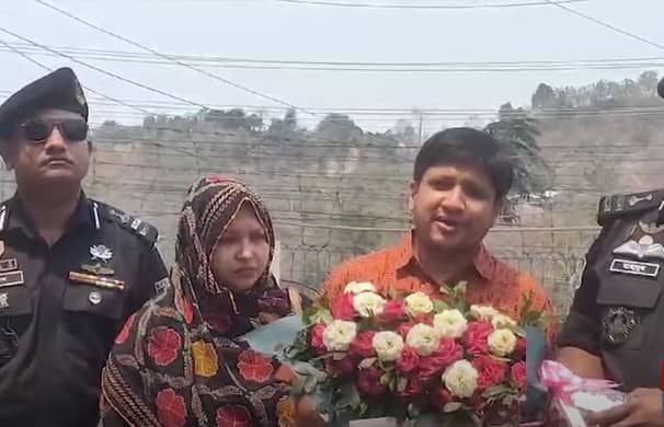‘ব্যাংক ম্যানেজারের সাহসিকতায় রক্ষা পেয়েছে ভল্টের কোটি টাকা’