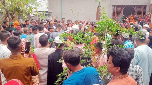 নরসিংদীর সড়কে নিহত ৬ জনের বাড়ি-ই ব্রাহ্মণবাড়িয়া, গ্রামজুড়ে শোকের ছায়া