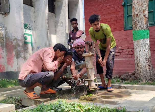 তীব্র গরমে ওষ্ঠাগত প্রাণ, অব্যাহত থাকতে পারে তাবদাহ