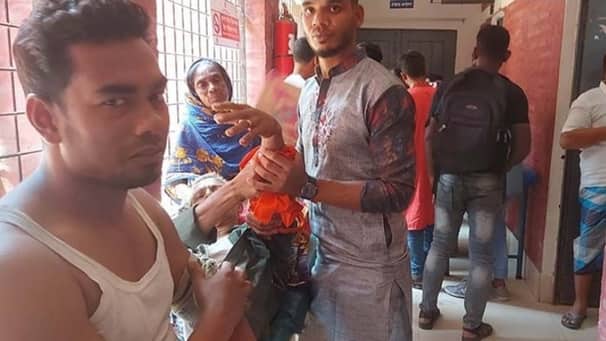 ঈদের নামাজ পড়া নিয়ে আওয়ামী লীগের দুই পক্ষের সংঘর্ষে আহত ৭