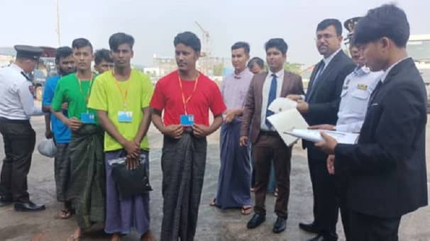 মিয়ানমার থেকে দেশে ফিরছেন ১৭৩ বাংলাদেশি myanmar
