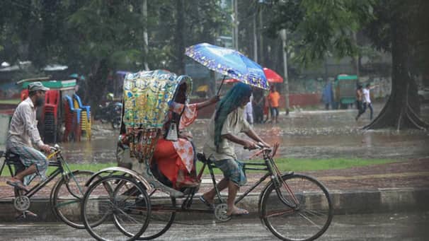 সোমবার থেকে টানা বৃষ্টির আভাস দিল আবহাওয়া অধিদপ্তর বৃষ্টি