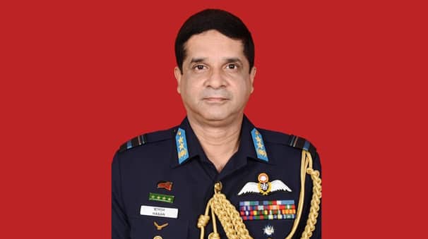 বিমান বাহিনীর প্রধান হলেন এয়ার ভাইস মার্শাল হাসান মাহমুদ খাঁন