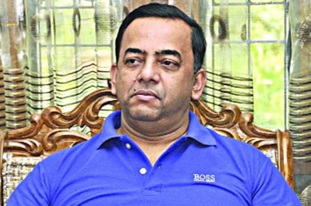 ভয় দেখিয়ে কৃষকদের জমি লিখে নেওয়ার অভিযোগ বেনজীরের বিরুদ্ধে Benzir