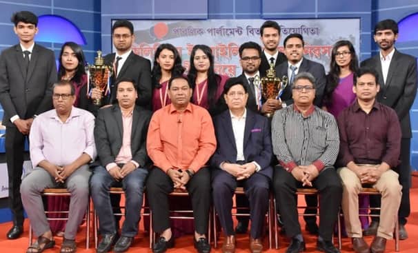 পাসপোর্ট থেকে ‘ইসরায়েল ব্যতীত’ শব্দটি বাদ দেওয়া দুঃখজনক: মোমেন Momen