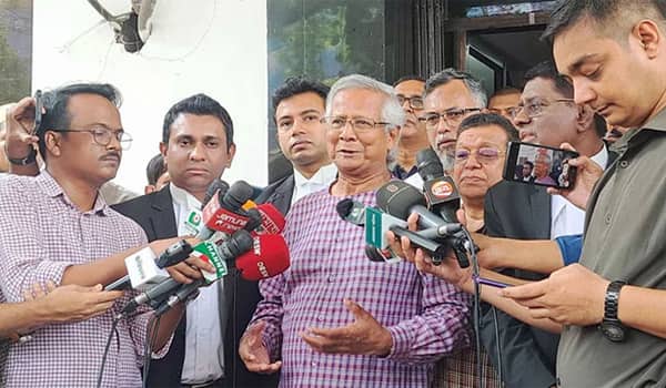 ‘আমি তো তাদের মাথার মধ্যে ঢুকিনি’, প্রশ্নের জবাবে ড. ইউনূস younus