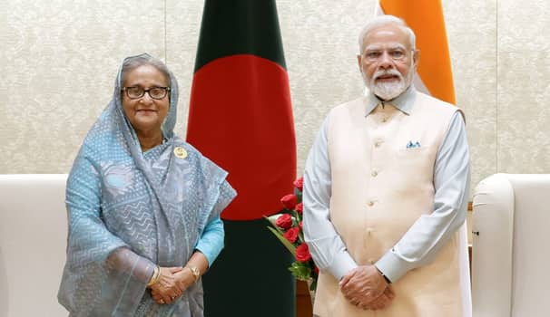 দুপুরে দিল্লি যাচ্ছেন প্রধানমন্ত্রী, কাল নরেন্দ্র মোদির সঙ্গে বৈঠক