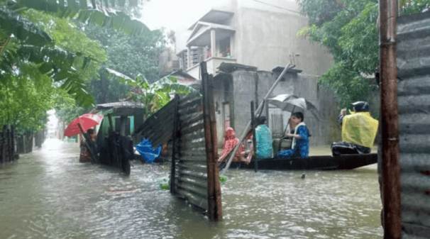 মৌলভীবাজারে বন্যা পরিস্থিতির অবনতি, পানির নিচে ৪৫০টি গ্রাম