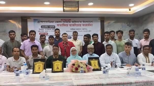 ‘প্রবাসী পল্লী করার কথা ভাবছে সরকার’
