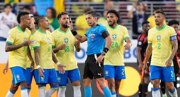 উরুগুয়ের বিপক্ষে ব্রাজিলের সম্ভাব্য একাদশ brazil-football-team
