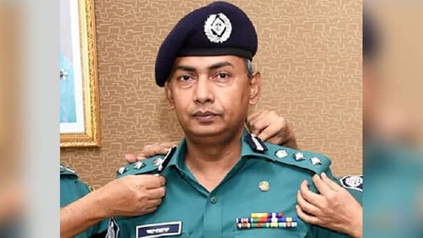 ডিবির নতুন প্রধান কে এই আশরাফুজ্জামান