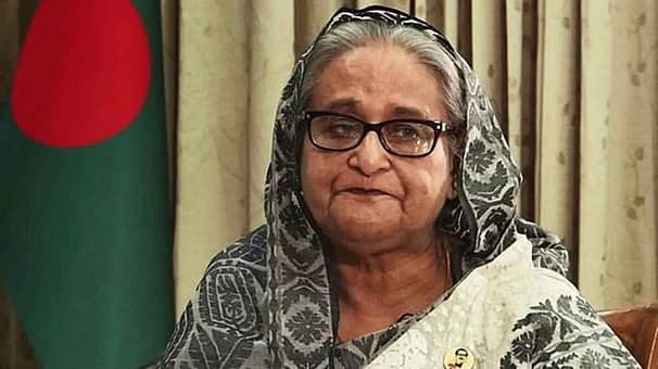 এমন পতনে স্তম্ভিত হাসিনা, ঠিক হওয়ার জন্য নিচ্ছেন সময় Hasina-03