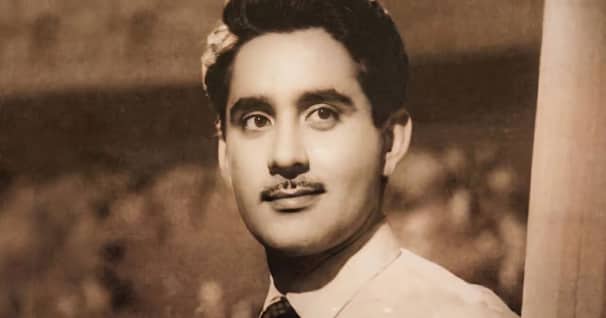 অভিনেতা