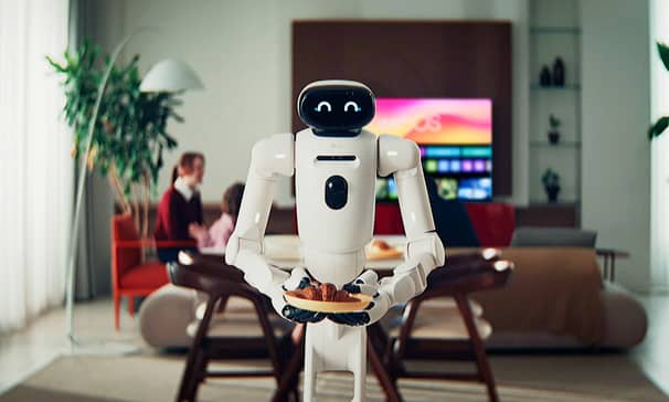 LG CLOiD robot