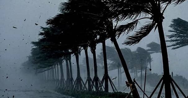 সন্ধ্যার মধ্যে যেসব জেলায় ৬০ কিমি বেগে ঝড়সহ বজ্রবৃষ্টির শঙ্কা আবহাওয়া
