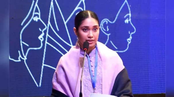 বার কাউন্সিলের এমসিকিউতে উত্তীর্ণ জাইমা রহমান zaima-rahman