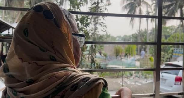‘ভাইবোনকে মানুষ করতে গিয়ে বিয়ে করিনি, এখন তারা খোঁজ নেয় না’
