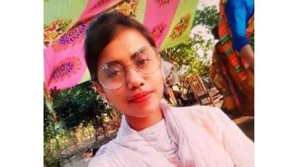 নিখোঁজ ছাত্রীর মস্তকবিহীন দেহ মিলল শ্রেণিকক্ষে