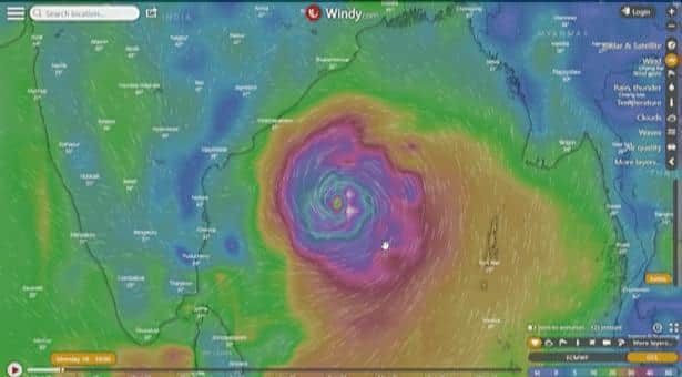 ঘূর্ণিঝড় ‘আম্পান’ মোকাবিলায় পুলিশের পরামর্শ