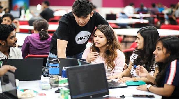 করোনার রহস্য ভেদ করতে স্যাটেলাইটের আশ্রয়ে নাসা!