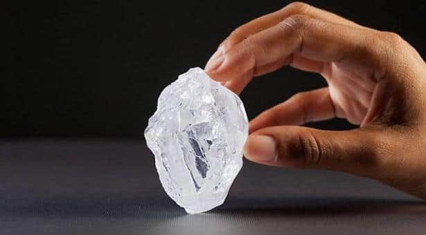 ভারতে খনি থেকে মিলল অর্ধকোটি টাকার হীরা!