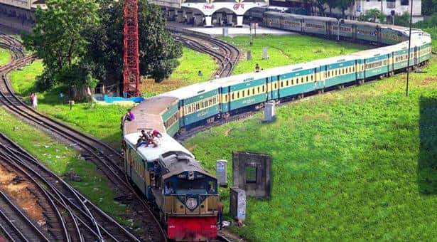 ৫০ বছর লাইন ছাড়াই চলছে রেল